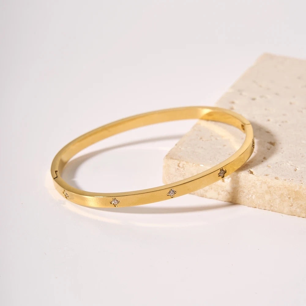 Flower Bangle Gold